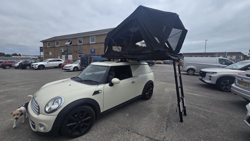 Car roof top tent not - top,